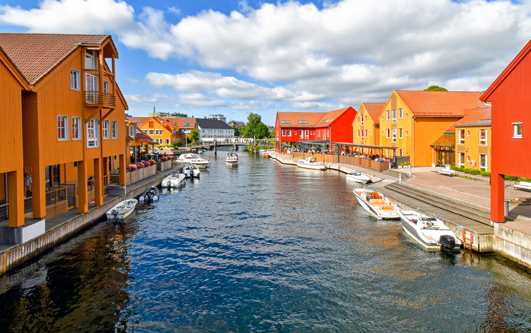 Cheapest flights to Kristiansand
