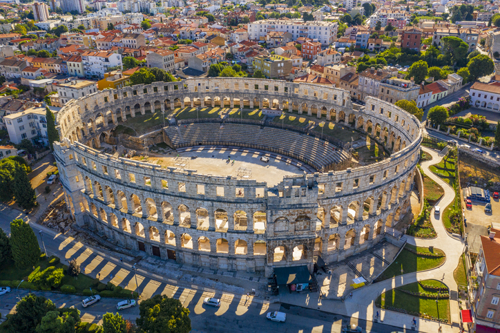 Cheapest flights to Pula