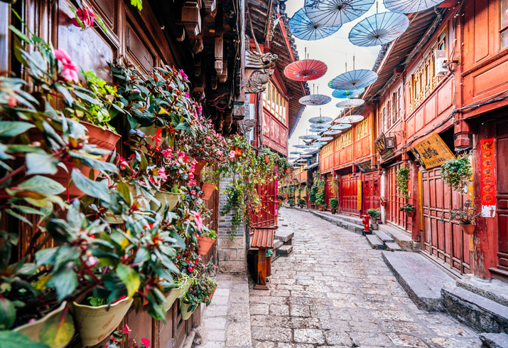 Cheapest flights to Lijiang
