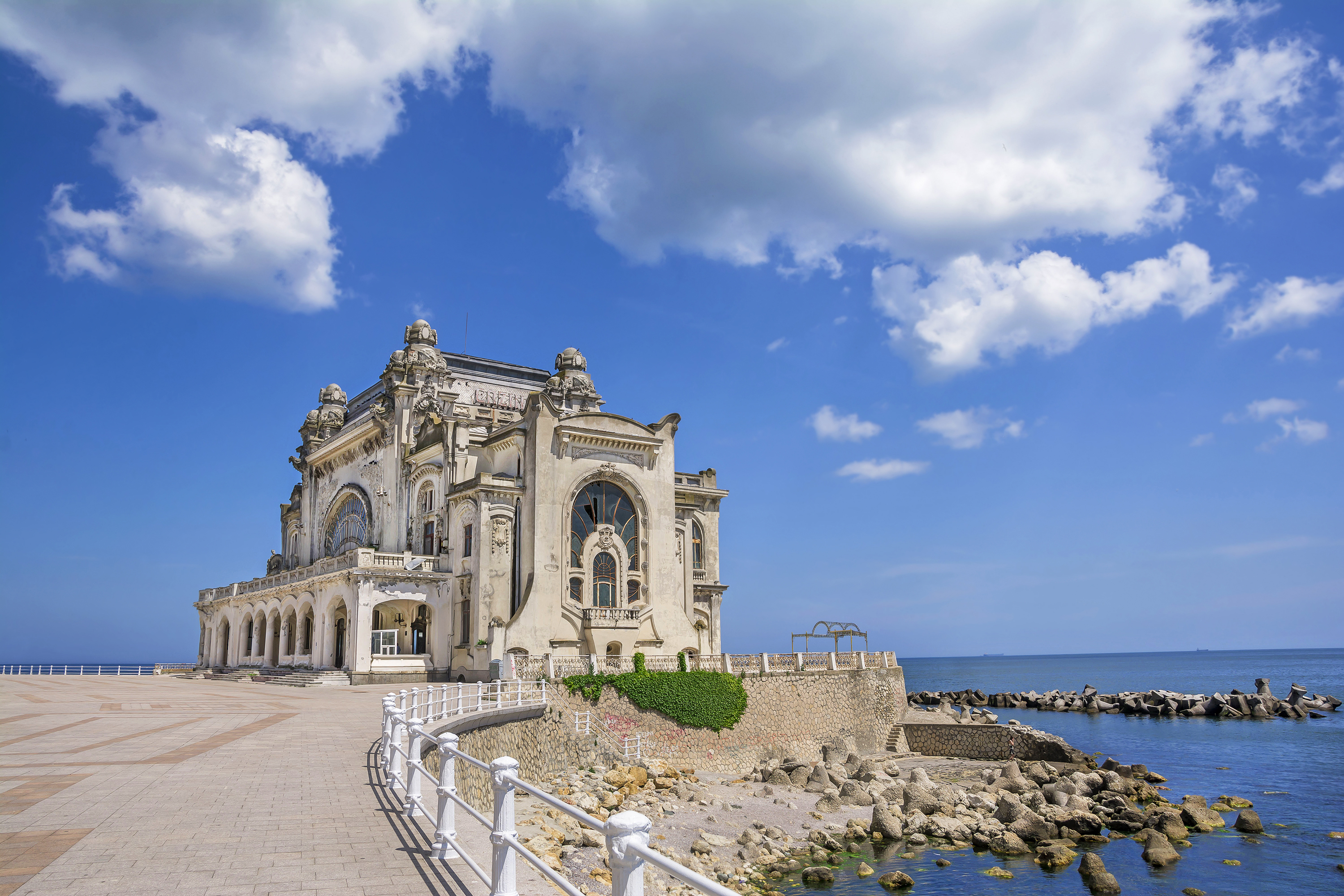 Cheapest flights to Constanta